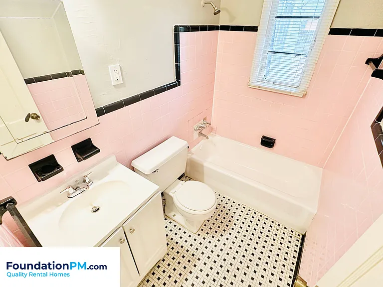 4126 Meadow Dr — Photo 12