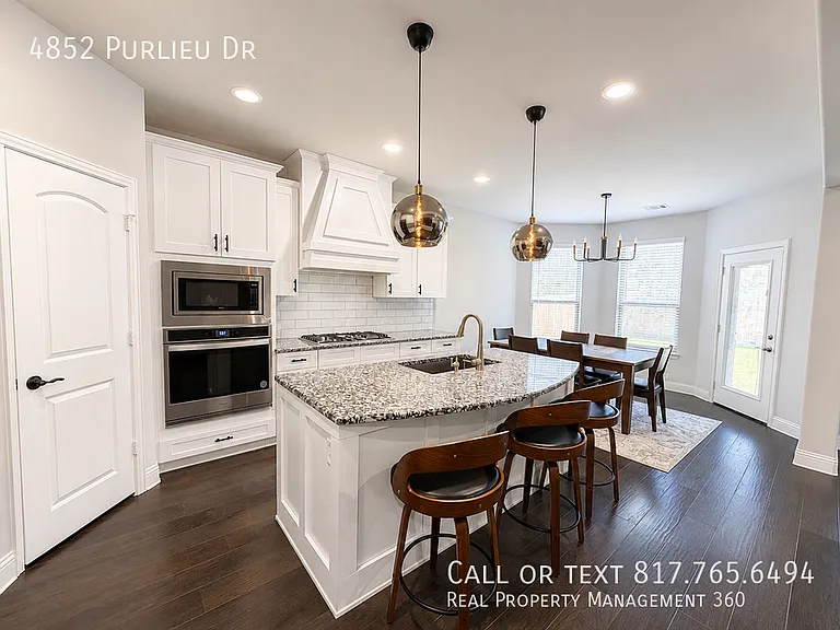 4852 Purlieu Dr — Photo 2