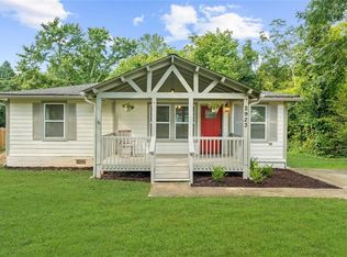 2923 Hall Dr SE, Smyrna, GA 30082