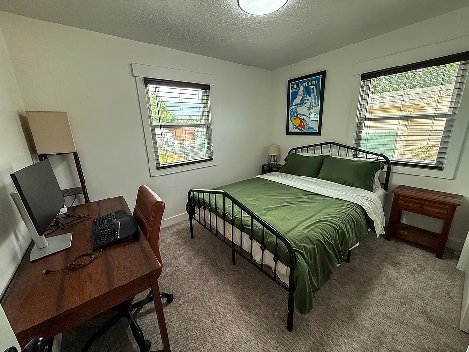 115 W Lester Ave #2