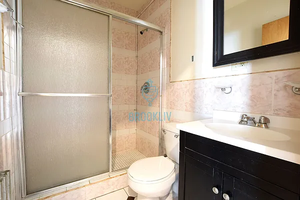 Rented by null | media 51