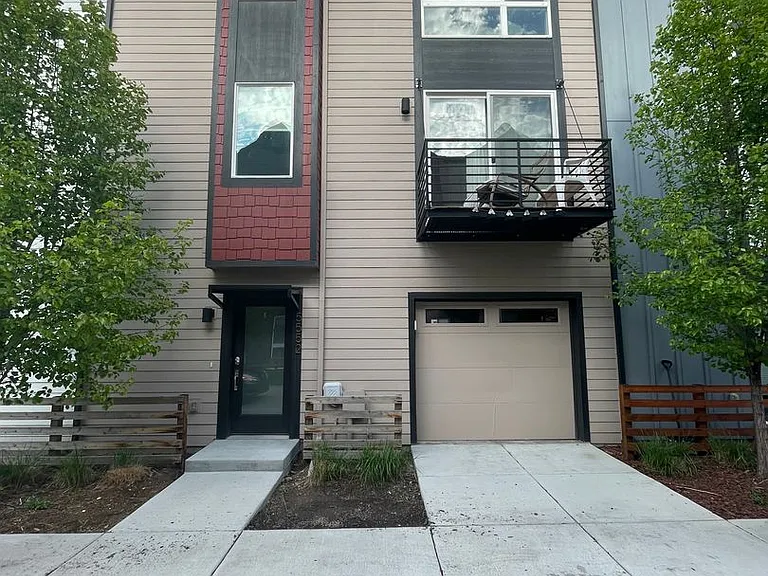 5552 W 10th Pl — Photo 1