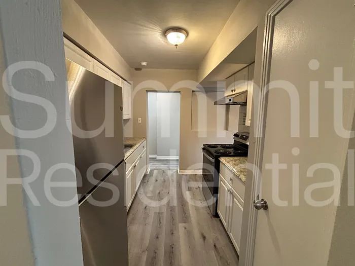 4420 Bass St — Photo 5