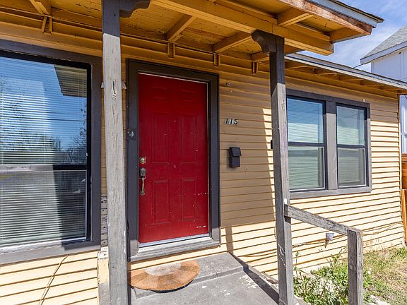 3rd image of 115 Dumoulin Ave