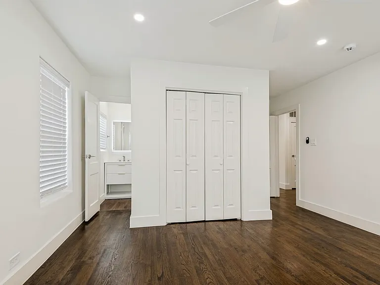 4425 Emerson Ave — Photo 22