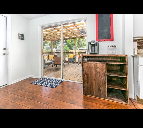 1221 Lynn Ave Photo 1