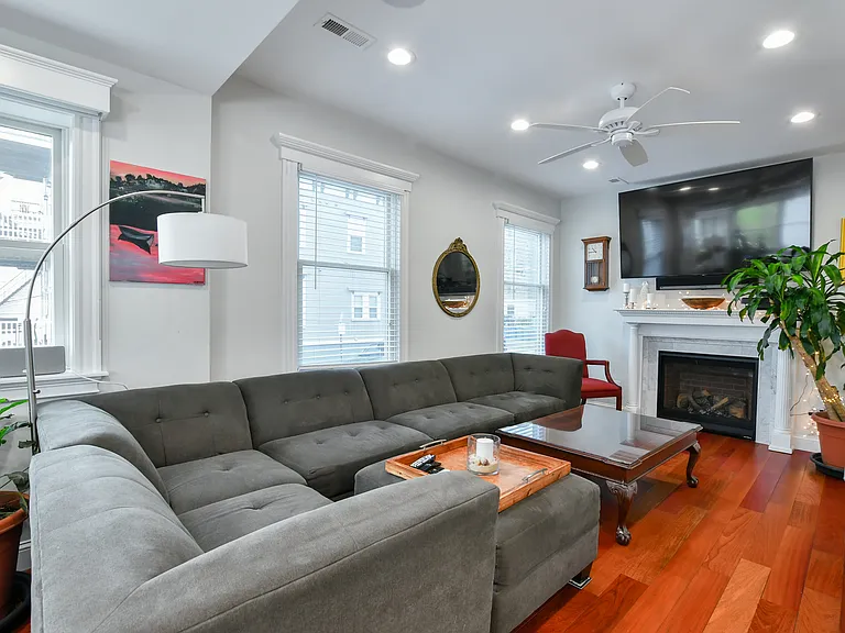 84 G St #3 — Photo 8