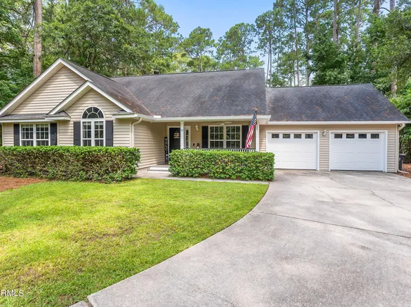 53 Thomas Sumter St, Beaufort, SC 29907