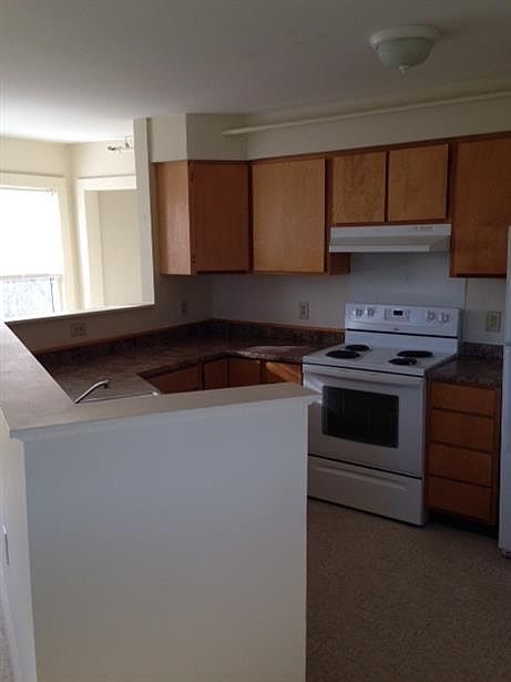 2nd image of 34 New South St #B