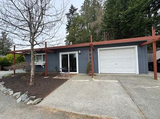 3811 Biz Point Rd, Anacortes, WA 98221