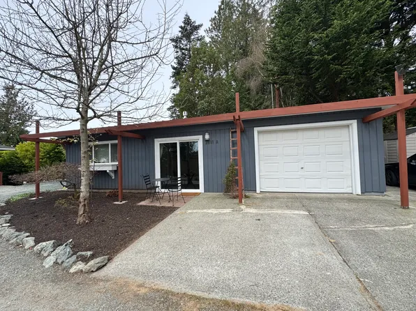 3811 Biz Point Rd, Anacortes, WA 98221