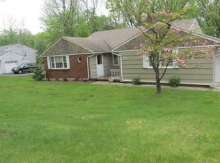 97 Morning Glory Rd, Warren, NJ 07059