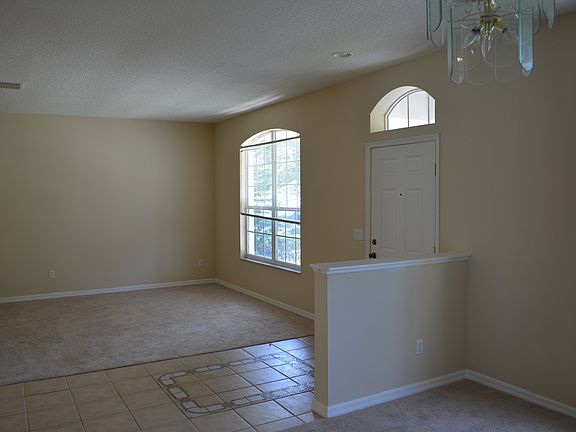 4th image of 1418 Selbydon Way
