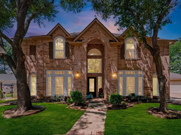 17547 Whispering Star Ct, Houston, TX 77095