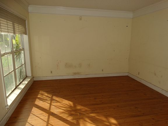 5th image of 3873 Lancewood Dr