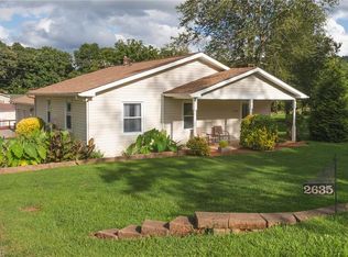 2635 Brushy Mountain Rd, Wilkesboro, NC 28697