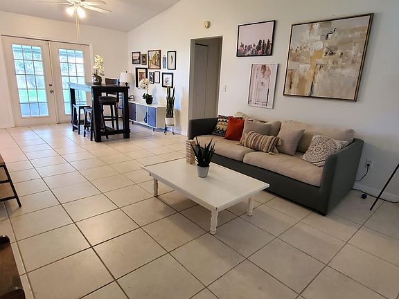 living dining area