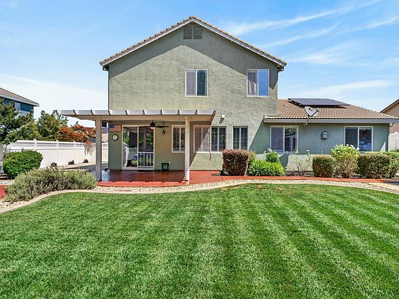 3rd image of 7090 Sinclair Dr