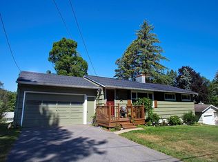 102 Clark Rd, Fayetteville, NY 13066