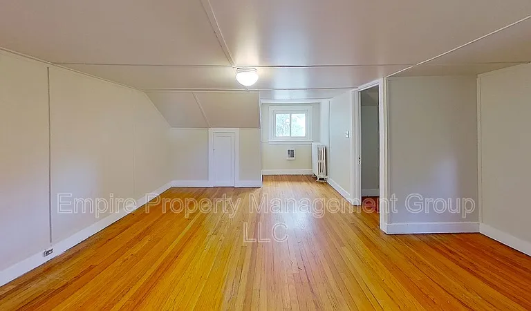 568 Park Ave #2 — Photo 15