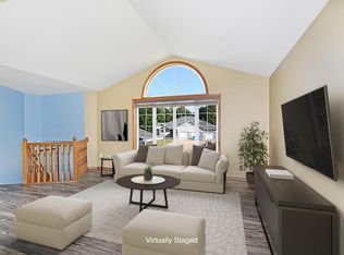 910 W 8th St, Rush City, MN 55069