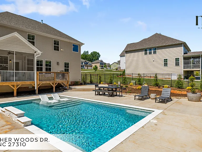 4660 Thatcher Woods Dr — Photo 39