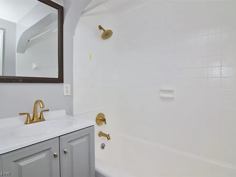 4438 Baintree Rd — Photo 27