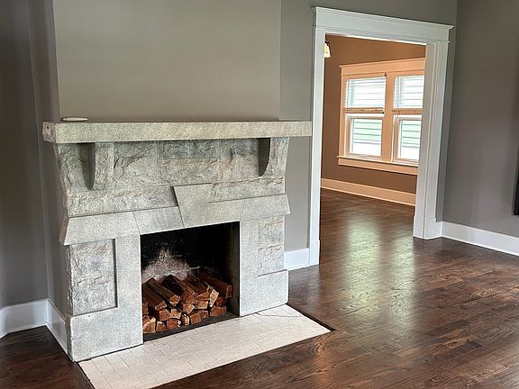2nd image of 1309 Greenwood Ave
