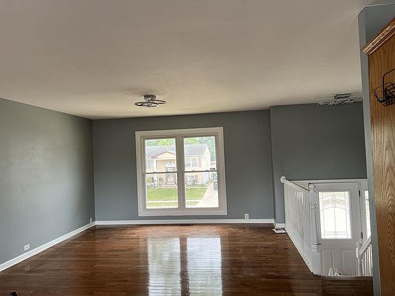2nd image of 307 Hickory Ave