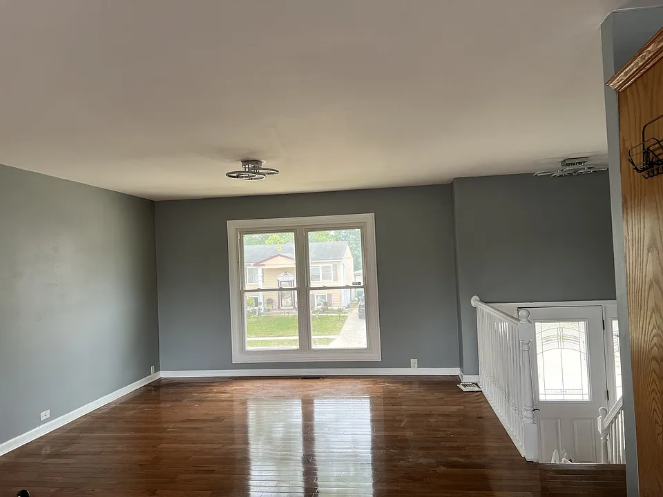 307 Hickory Ave