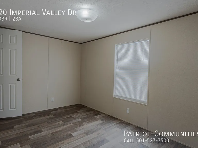 20 Imperial Valley Dr — Photo 13