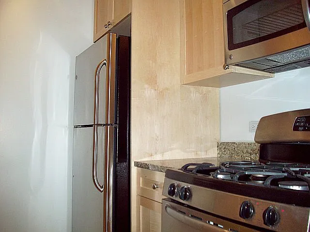 99 Battery Pl #8S — Photo 1