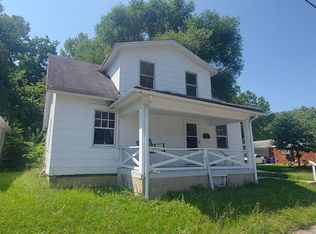 512 Gordon St, Piqua, OH 45356