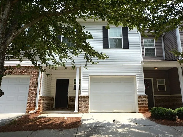 4724 Beacon Ridge Ln — Photo 2