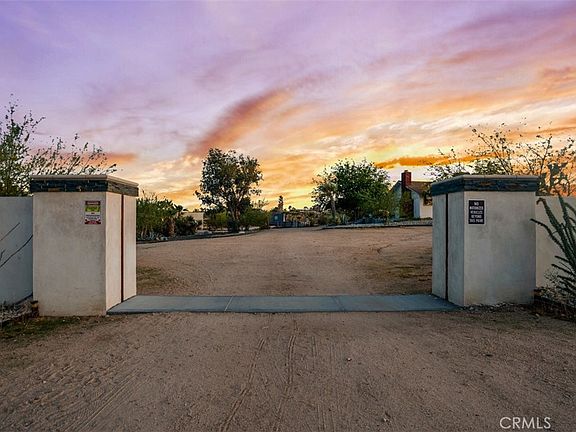 5th image of 59427 La Crescenta Dr