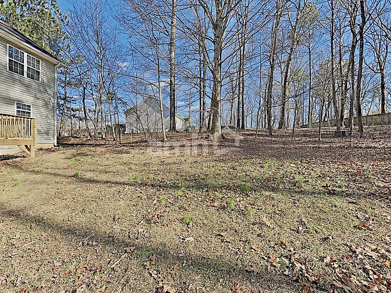 1045 Fieldstone Dr — Photo 23