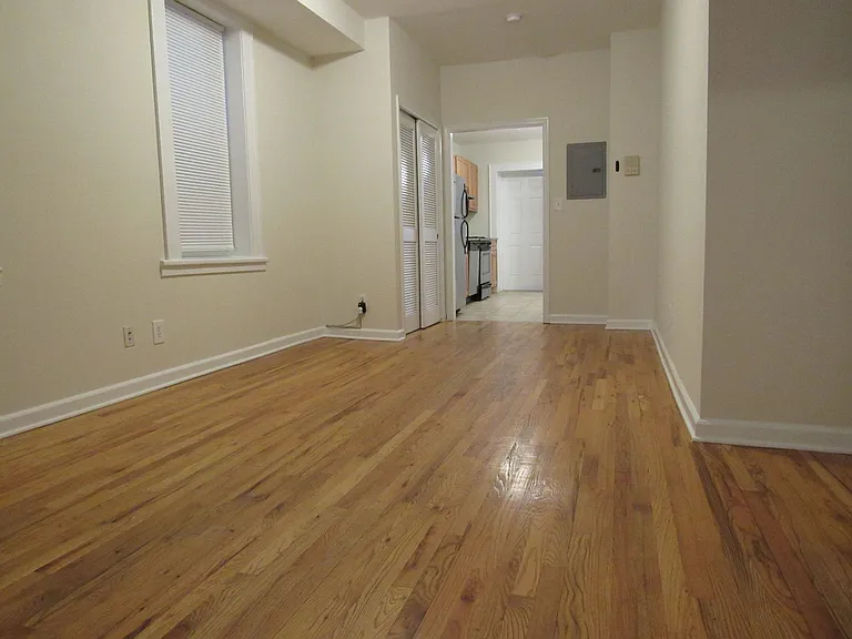 The Regis at 93 Pine — Photo 7