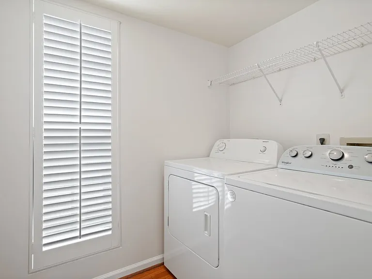 340 Foxridge Dr SW — Photo 8