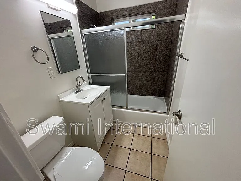 13233 Kornblum Ave — Photo 5