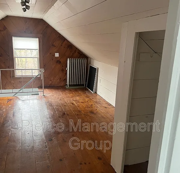 18 Maple St #B — Photo 16