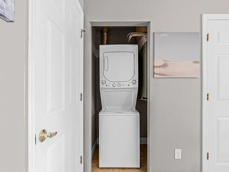 4021 Crockers Lake Blvd #24 — Photo 8