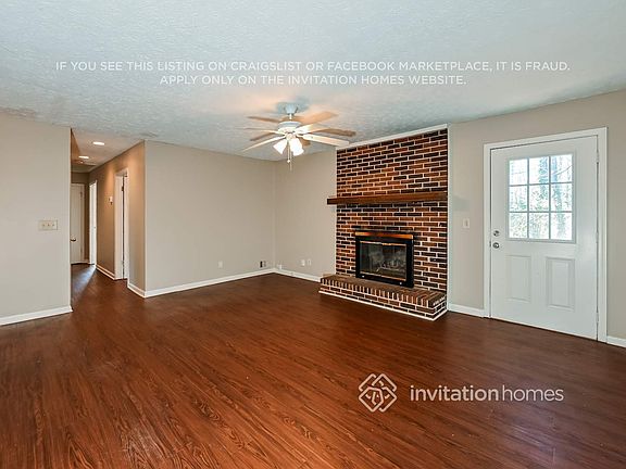 3rd image of 2727 King Arthur Ct
