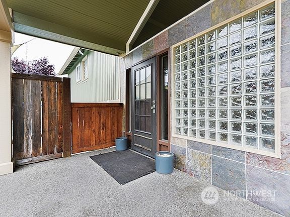 3rd image of 1135 122nd St E