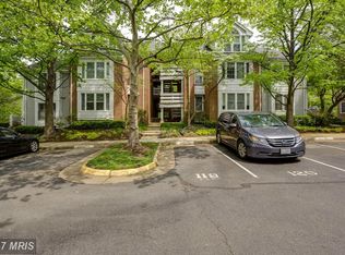 3151 Anchorway Ct APT B, Falls Church, VA 22042