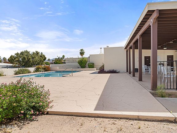 5th image of 8916 E Palms Park Dr