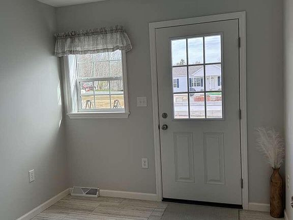 4th image of 4 Searsport Drive