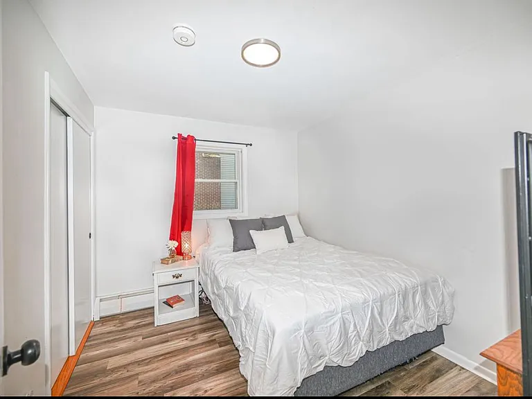 10 Ruth St — Photo 7