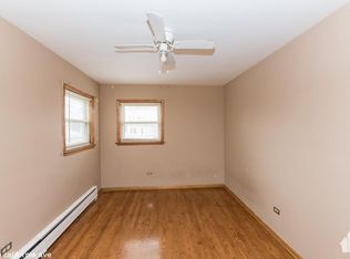 3942 N California Ave #415, Chicago, IL 60618
