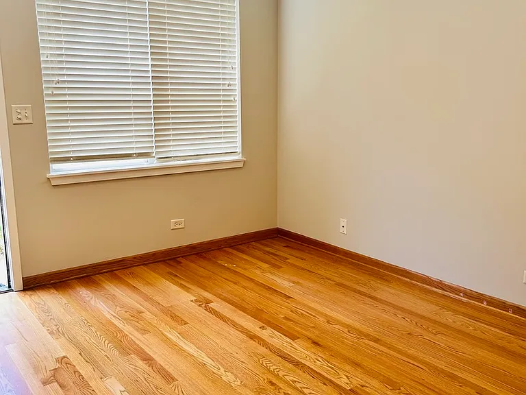 3209 N Drake Ave #H — Photo 13