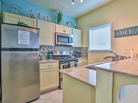 4th image of 15010 Leeward Dr APT 201
